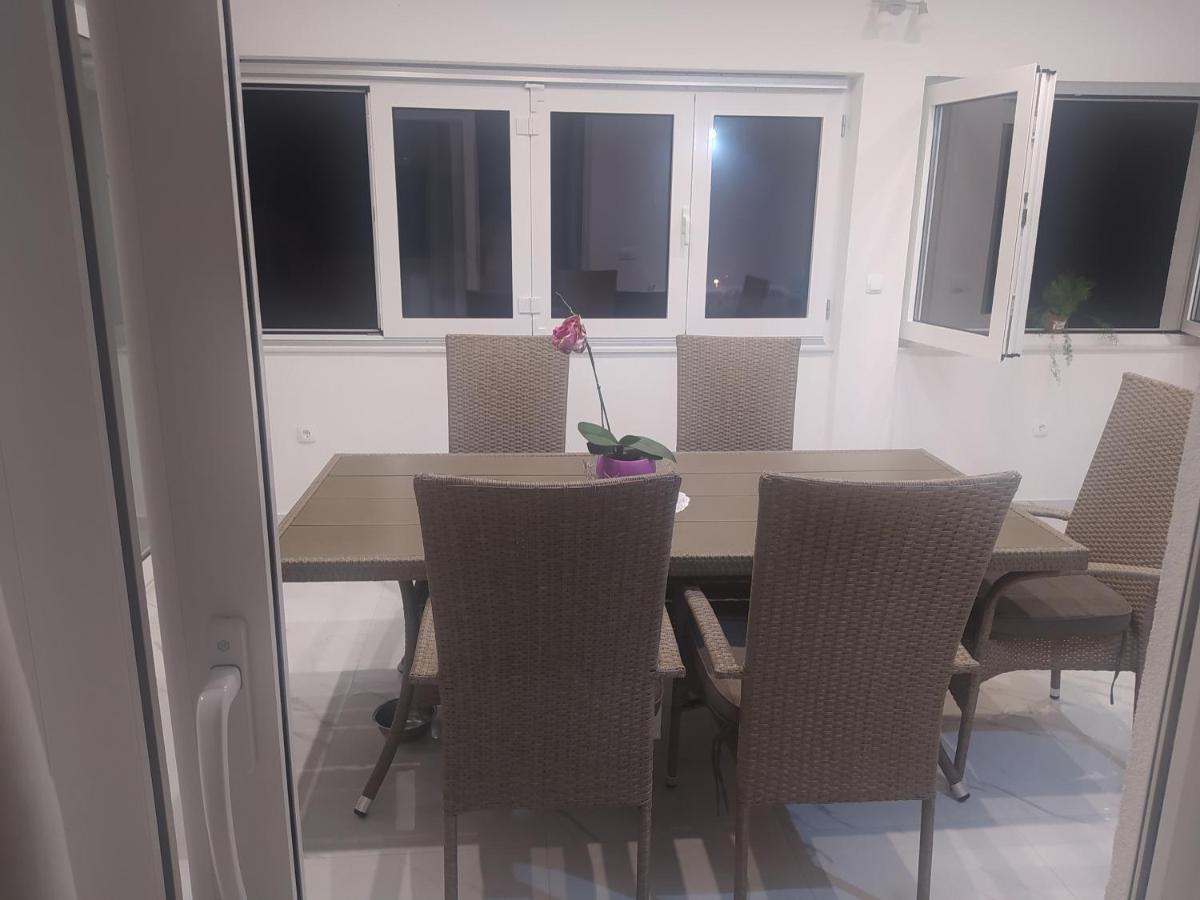 Apartmani Trubi 3 Vodice Exterior photo